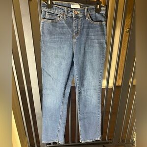 Levi's Women's Straight Leg Jeans